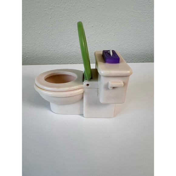 Fisher-Price Loving Family Dollhouse Bathroom Toilet Green Lid Opens - Picture 5 of 6